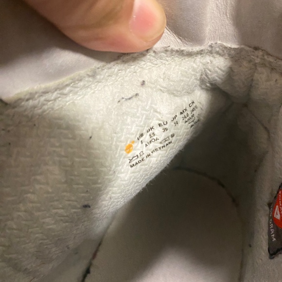 Timberland Size 24 /8 Women’s Gray Boots , - Picture 11 of 11